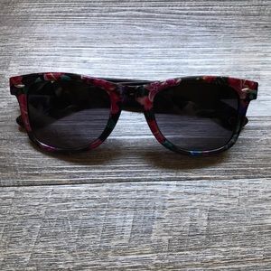 NEW! Floral Sunglasses